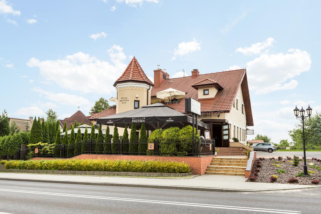 Hotel Krzyski Tarnow Exterior photo